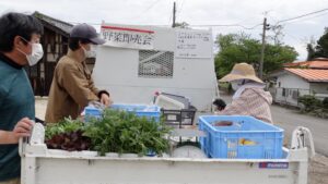 土庄町豊島地域おこし協力隊野菜販売会